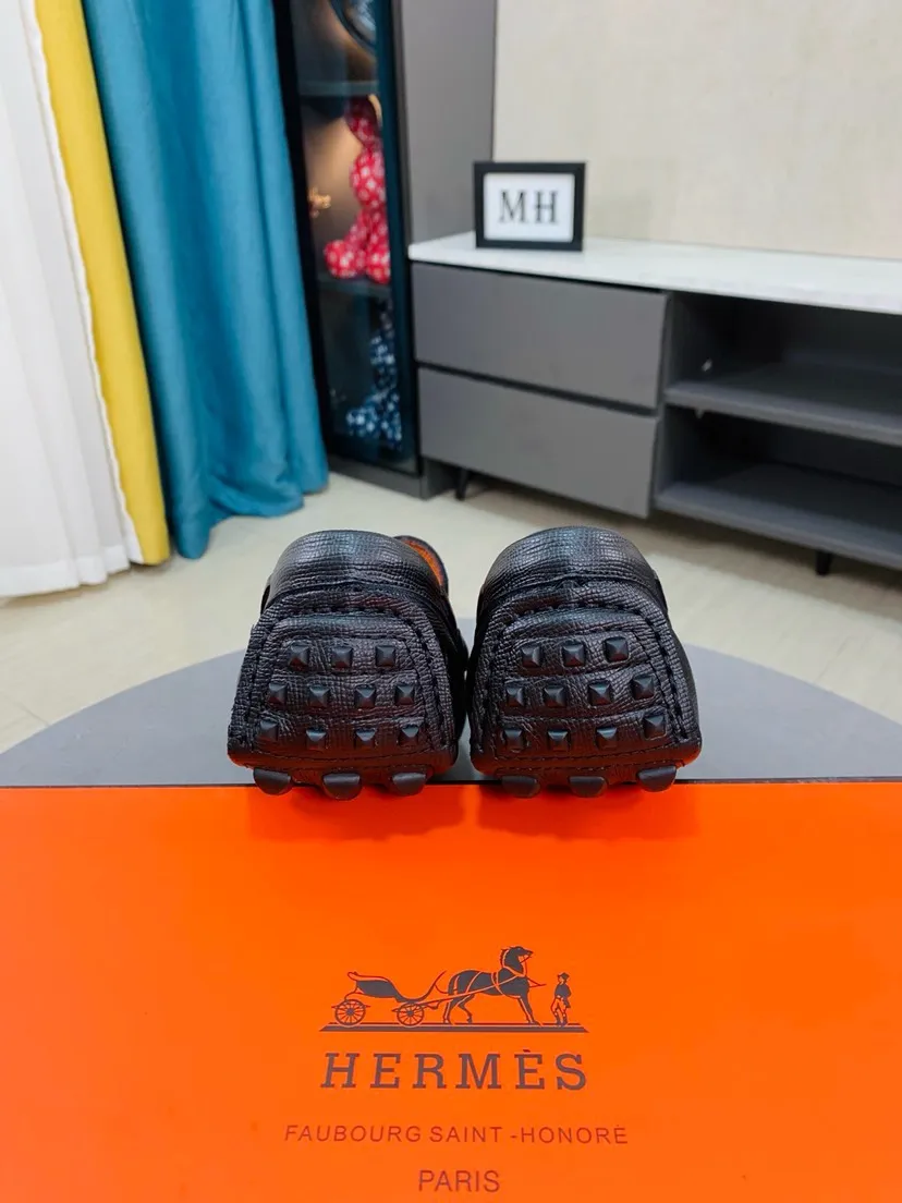 Men's men's shoes 💰458🌹🌹 Comes with packaging [Hermès] Hermès 🚹 Men's new bean slip-on shoes, full of charm, luxury style gentleman's shoes. Hermès exquisite hardware buckle accessories (❌refuse to fade) embossed design elements... interpret the brand image design concept 👑 Material imported cowhide ➕ Selected genuine leather lining ➕ Brand wear-resistant sole stitching 🔍🔍 Size: 38-44